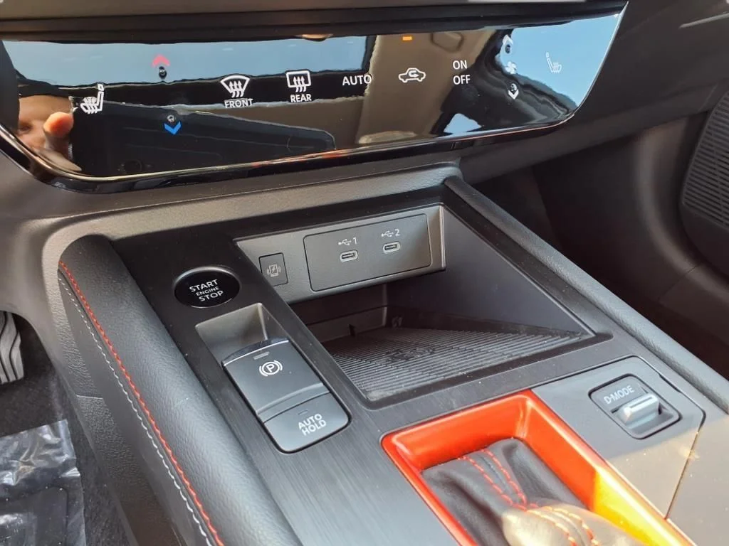2025 Nissan Kicks SR AWD - Photo 8