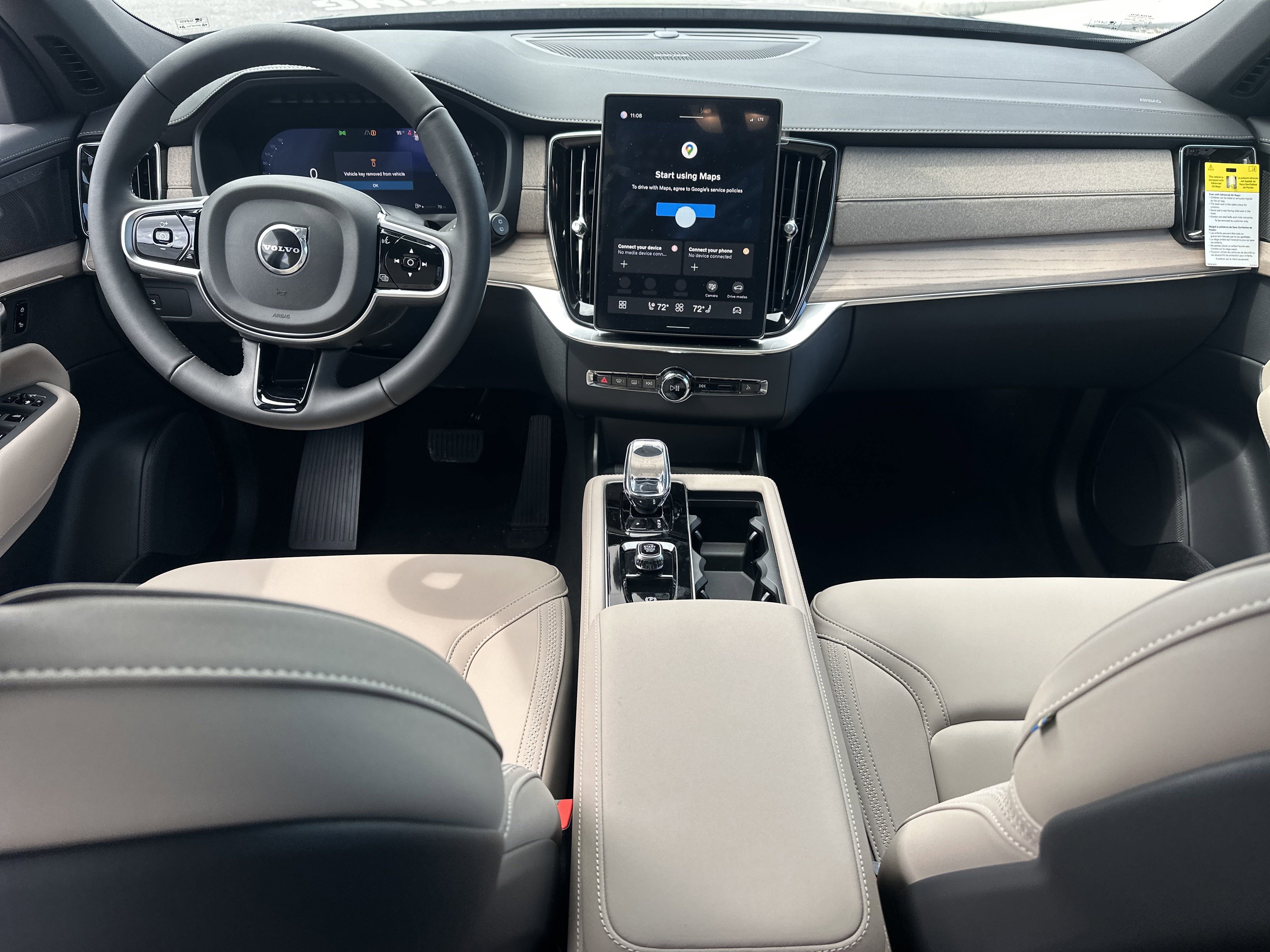 2026 Volvo XC90 Plus - Photo 16