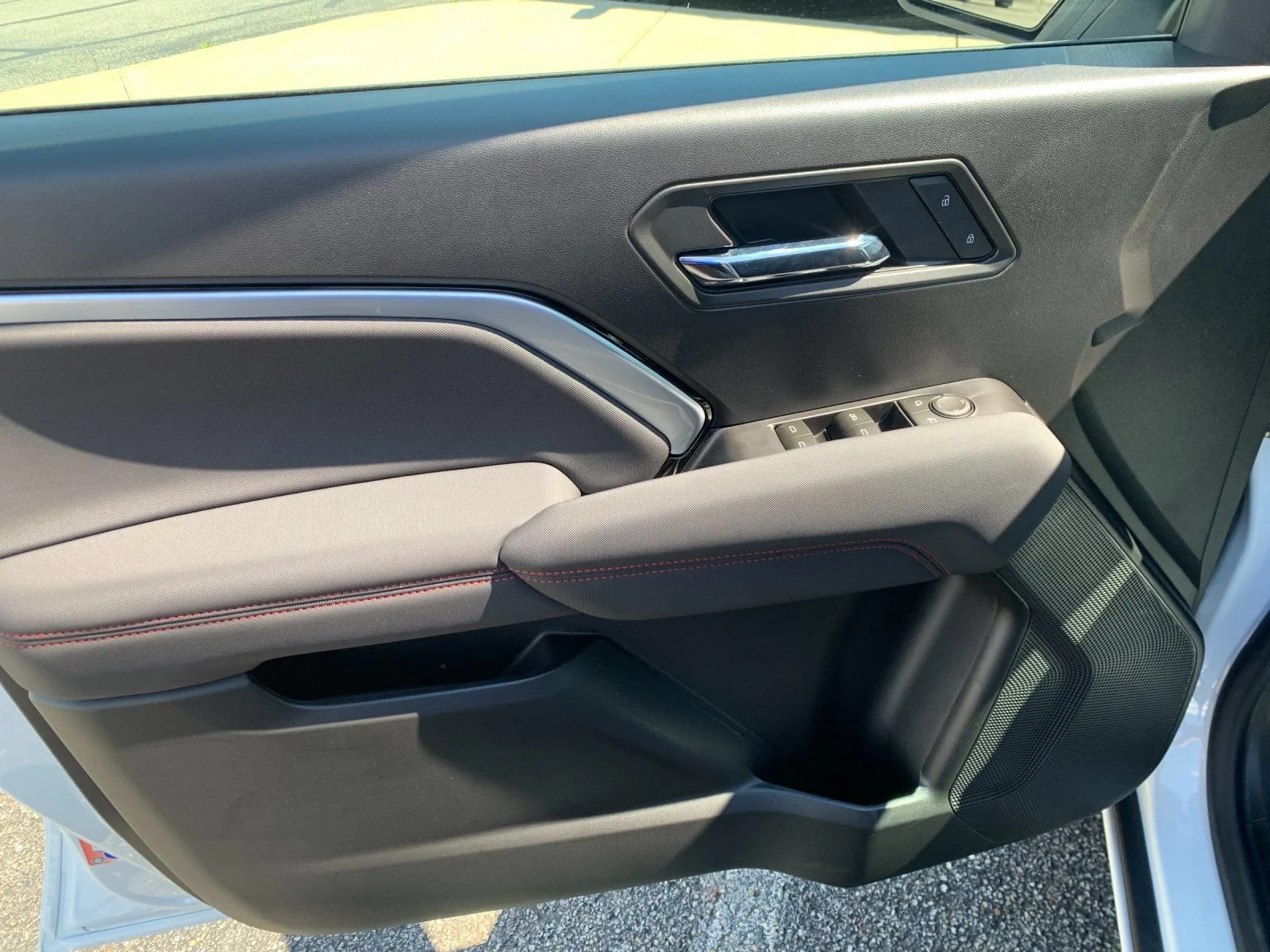 2026 Chevrolet Colorado Z71 - Photo 11