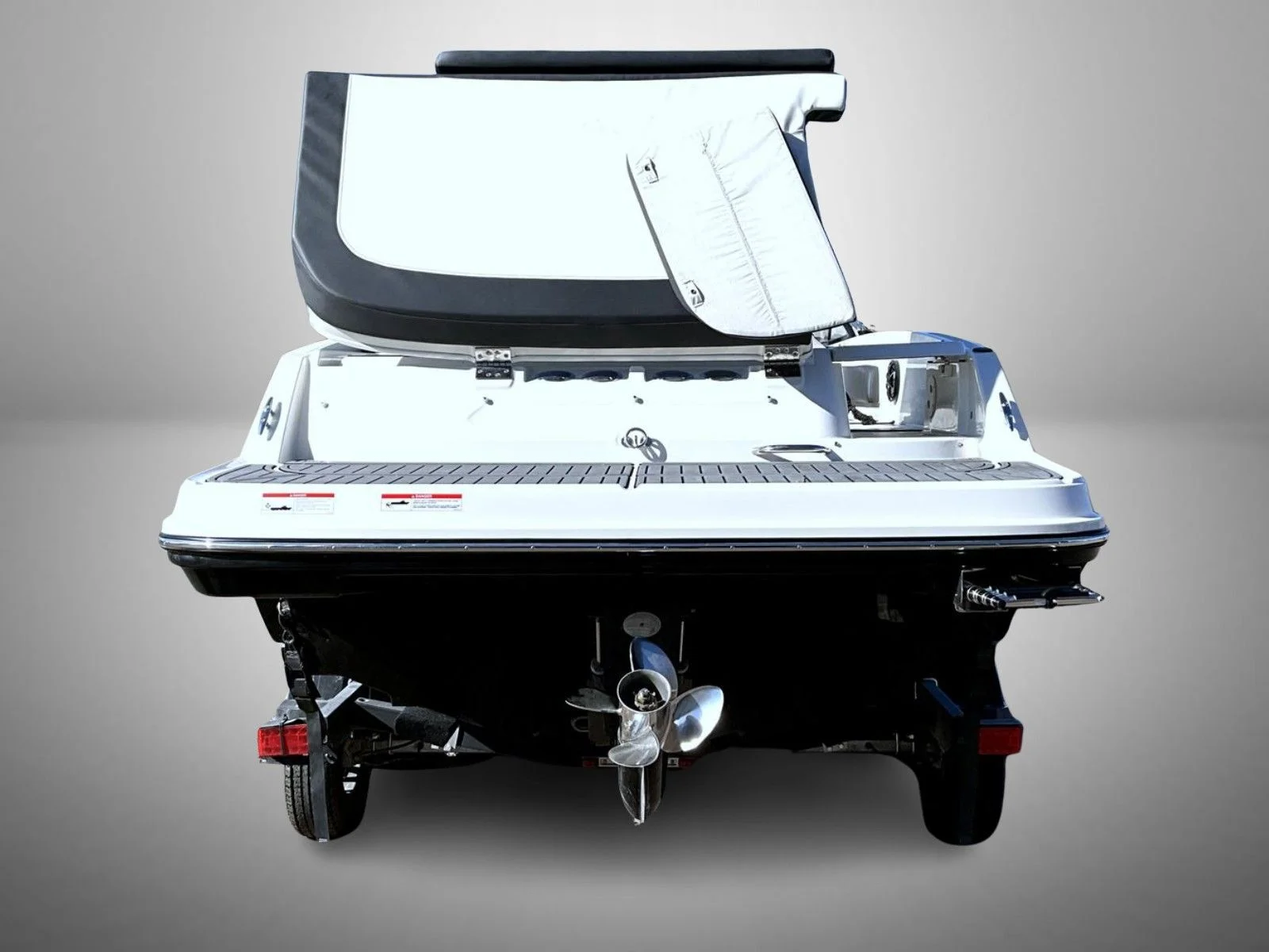 Used 2020 Black Bayliner Boat image 6