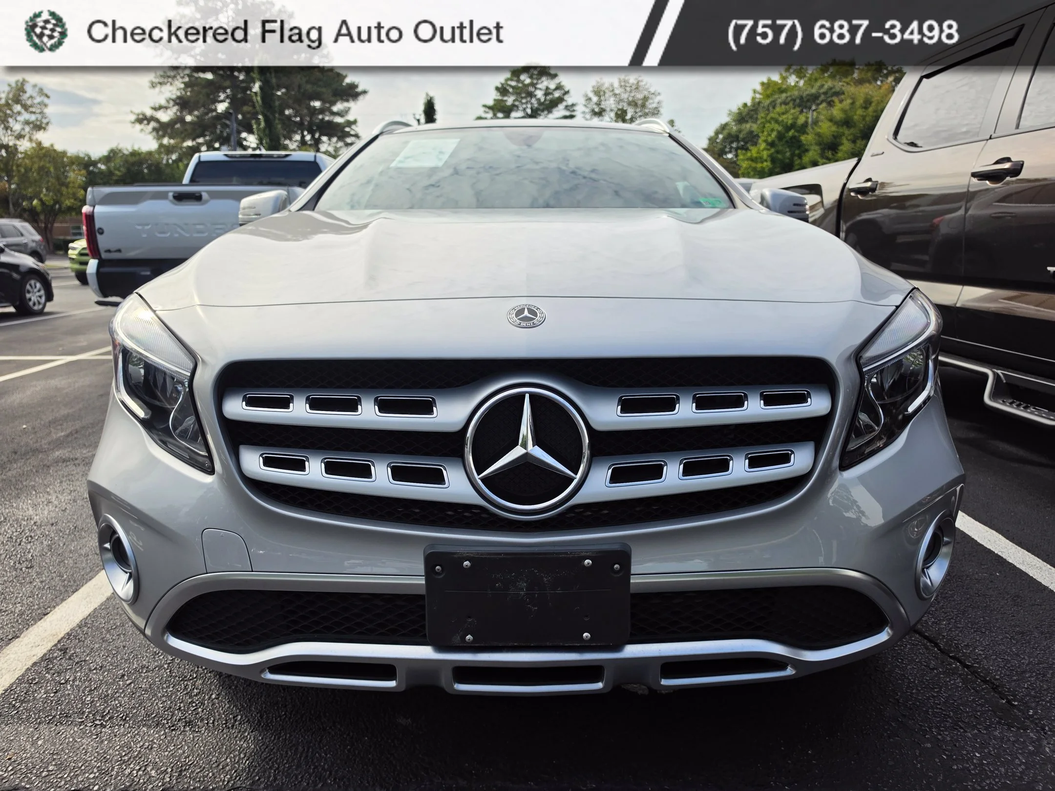 Used 2018 Polar Silver Metallic Mercedes-Benz GLA 250 image 2