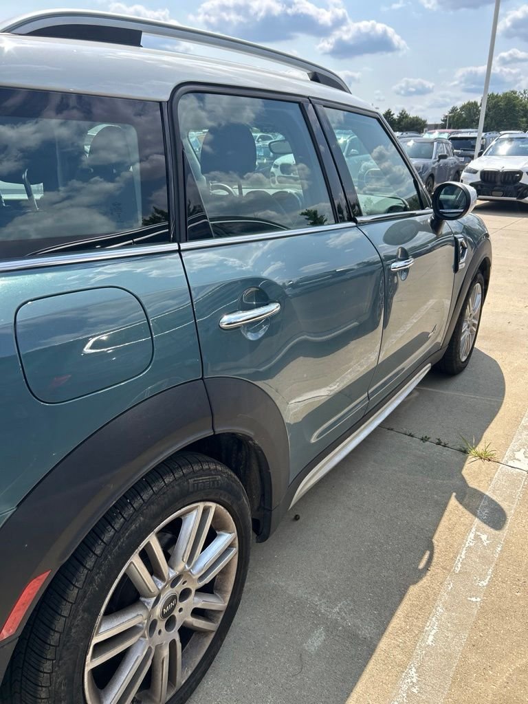 Used 2024 Sage Green Metallic MINI Signature image 7