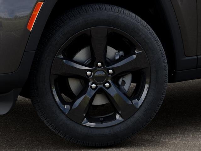 New 2026 Baltic Gray Metallic Clear-Coat Exterior Paint Jeep Limited image 35