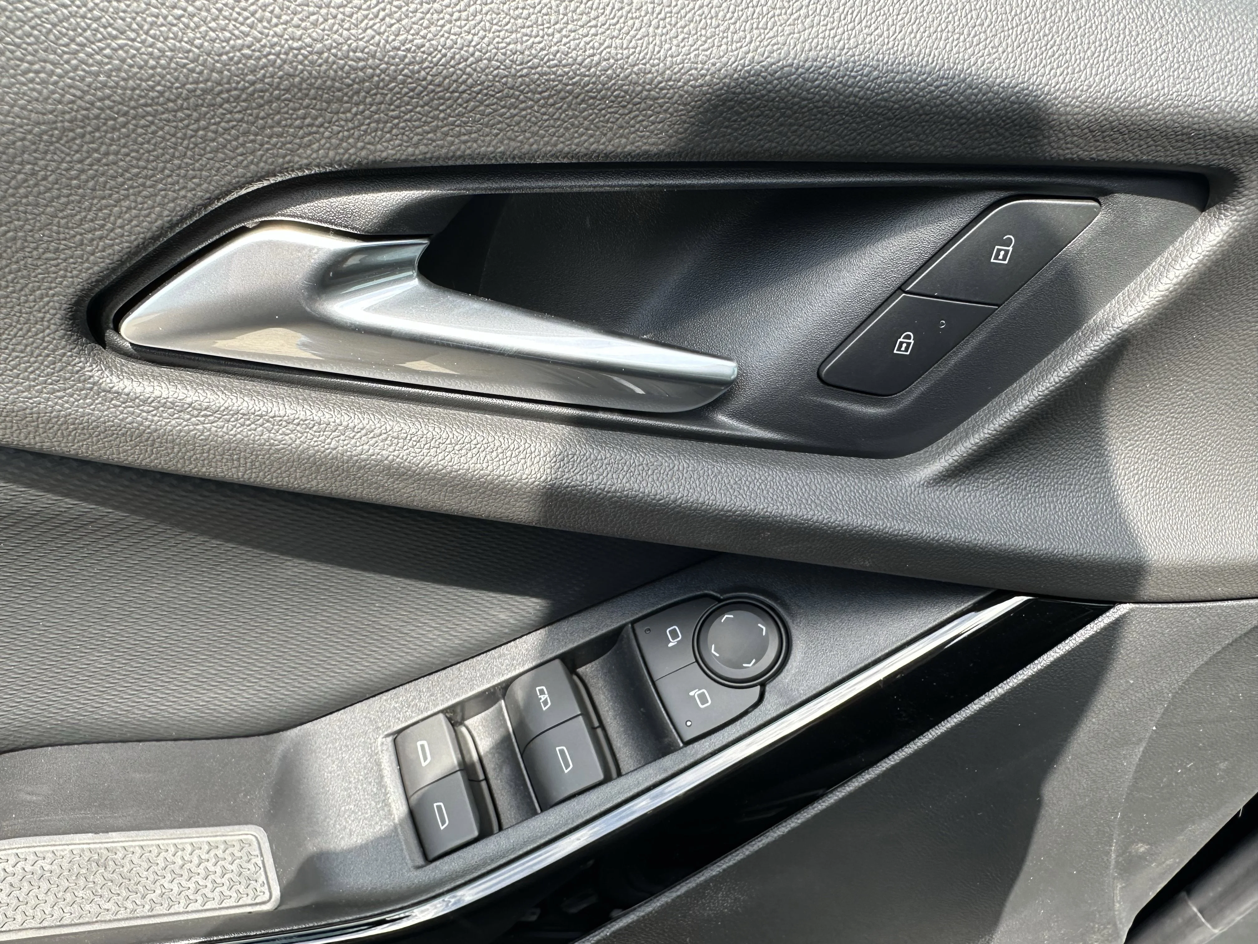 New 2026 Mosaic Black Metallic Chevrolet AWD LT image 9