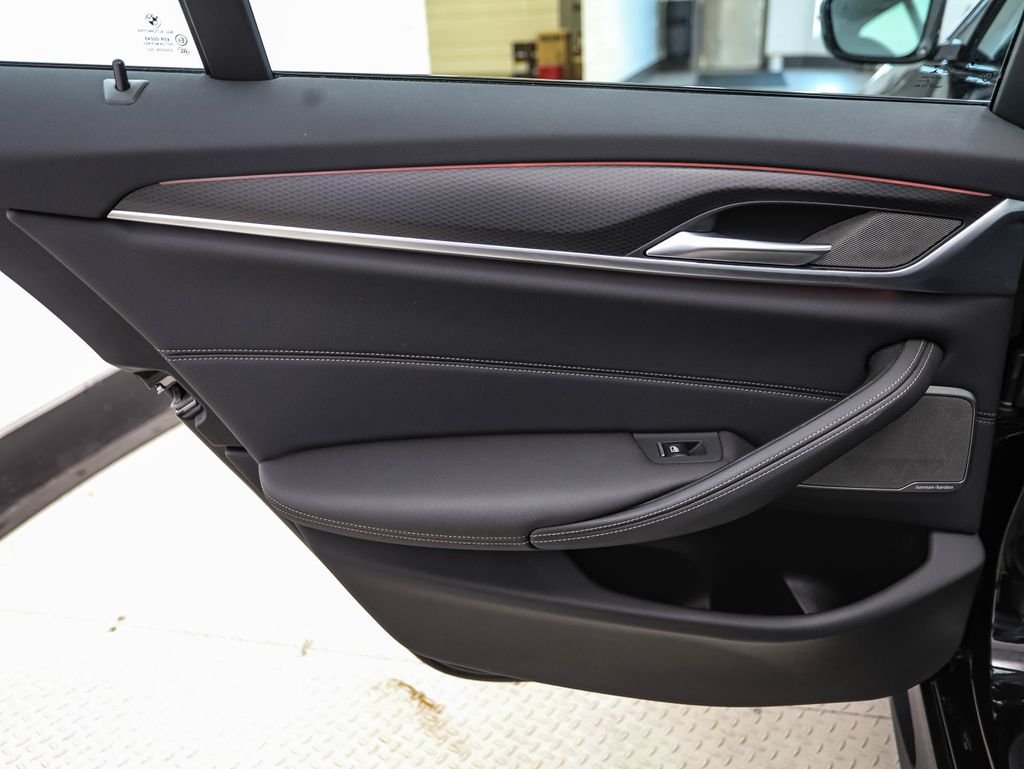Used 2023 Black Sapphire Metallic BMW 530i xDrive image 18