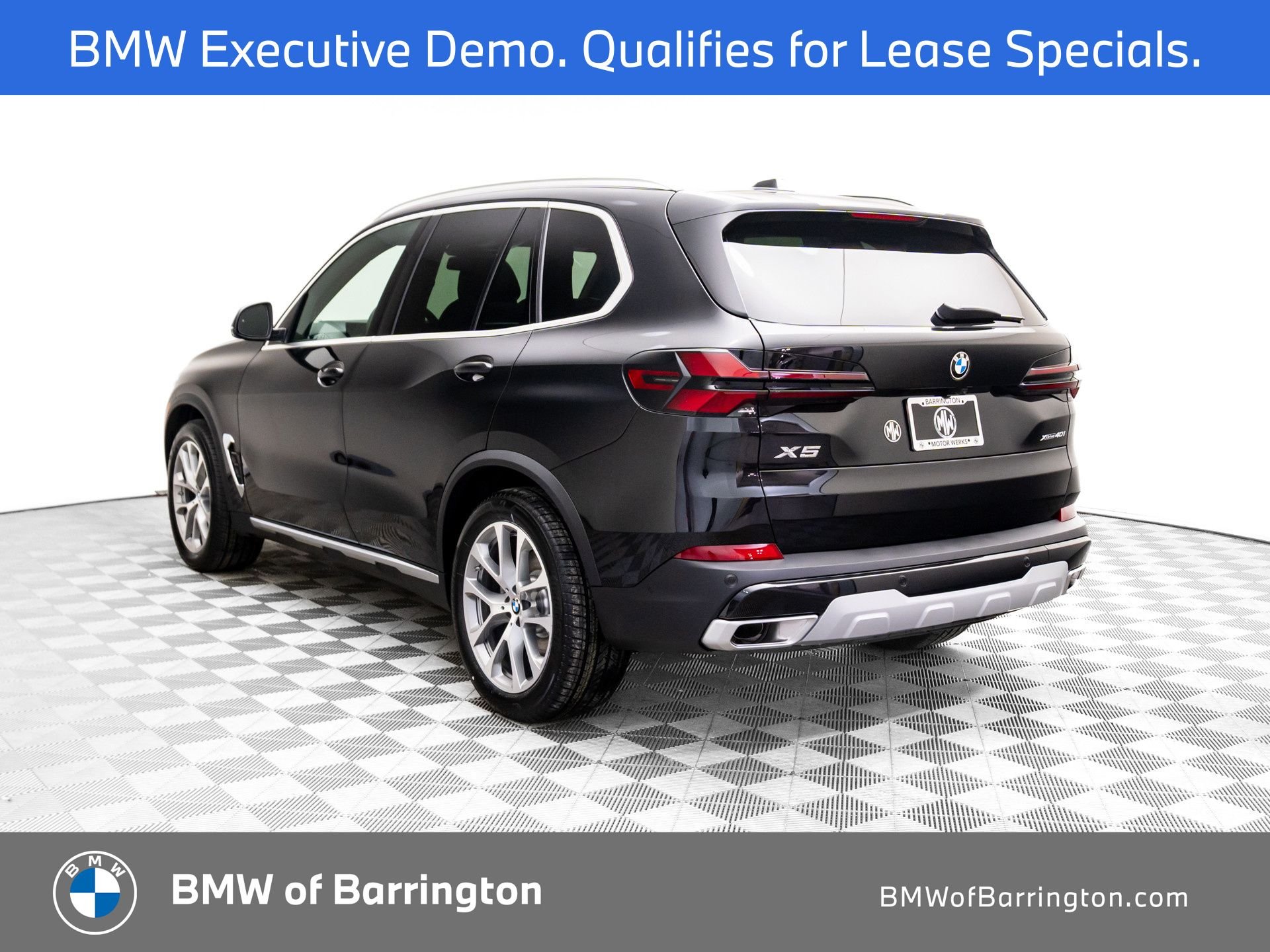 New 2026 Black Sapphire Metallic BMW xDrive40i image 3