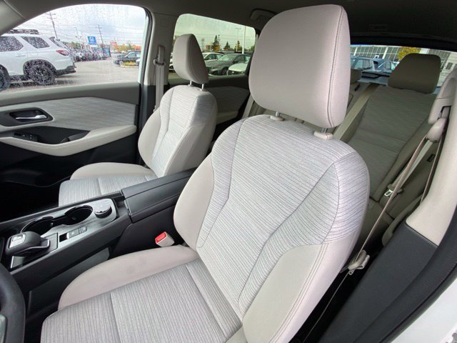 Certified Used 2023 Pearl White Nissan SV image 13