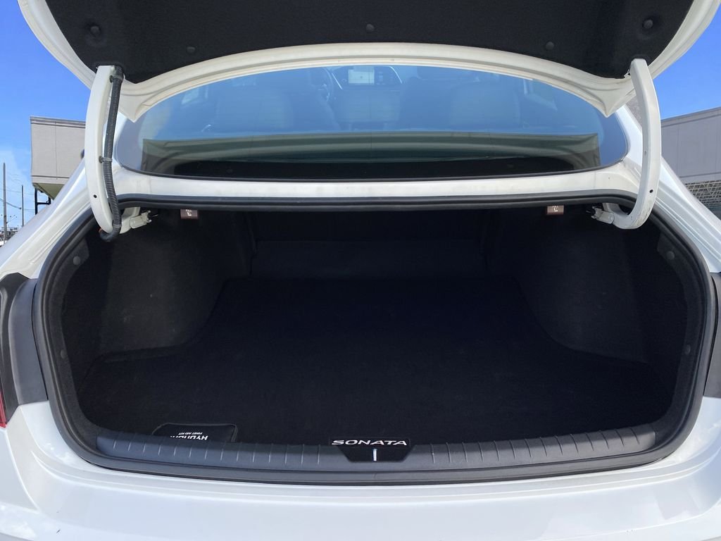 Used 2023 Serenity White Hyundai SEL Plus image 31
