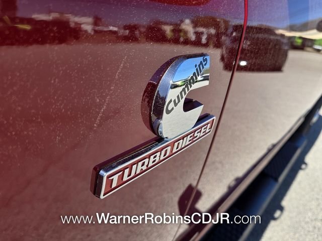 New 2026 Molten Red Pearl-Coat Exterior Paint RAM Tradesman image 18