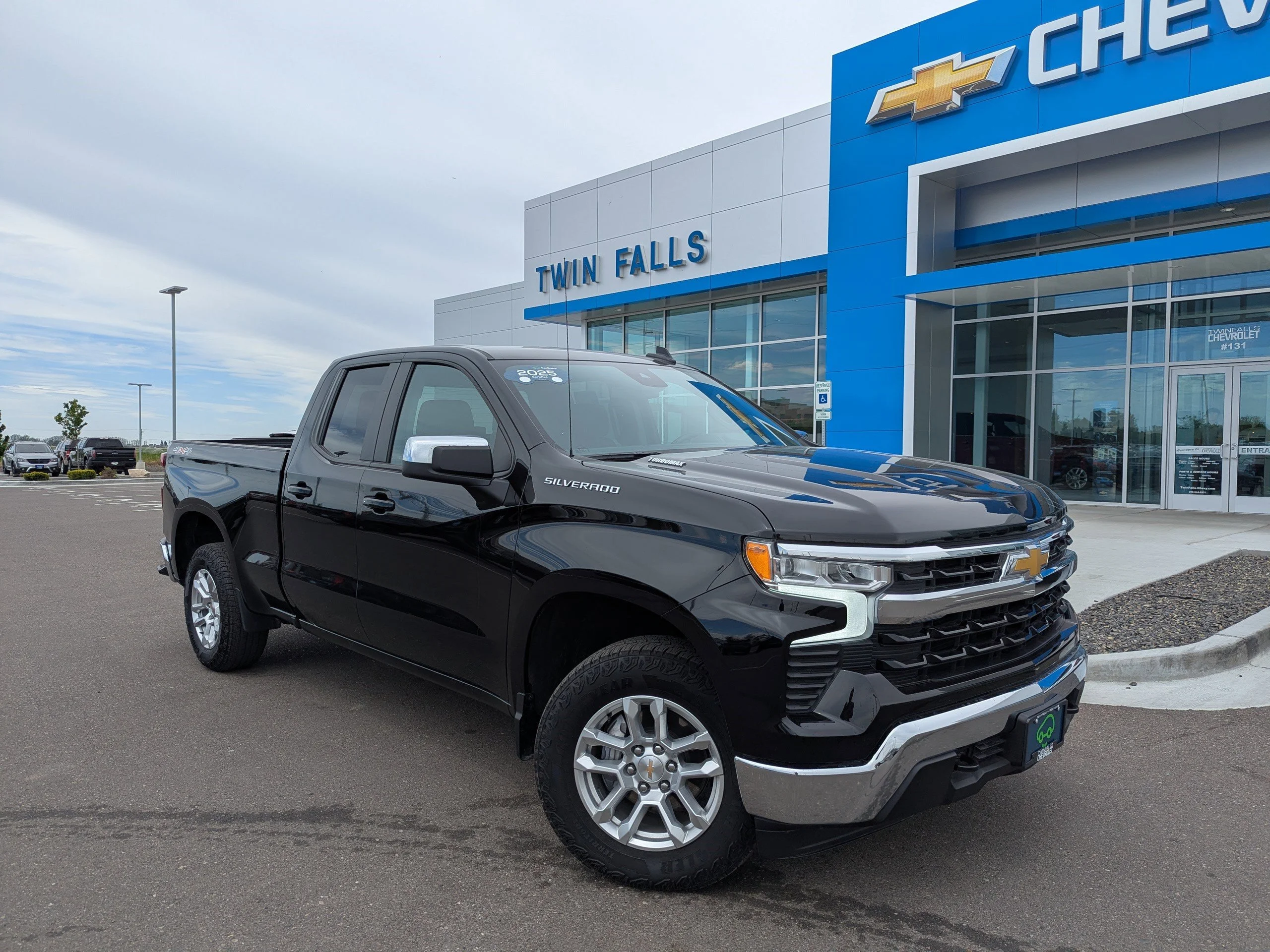 2025 Chevrolet Silverado 1500 LT 2FL 4X4 Double Cab Std Box's photo