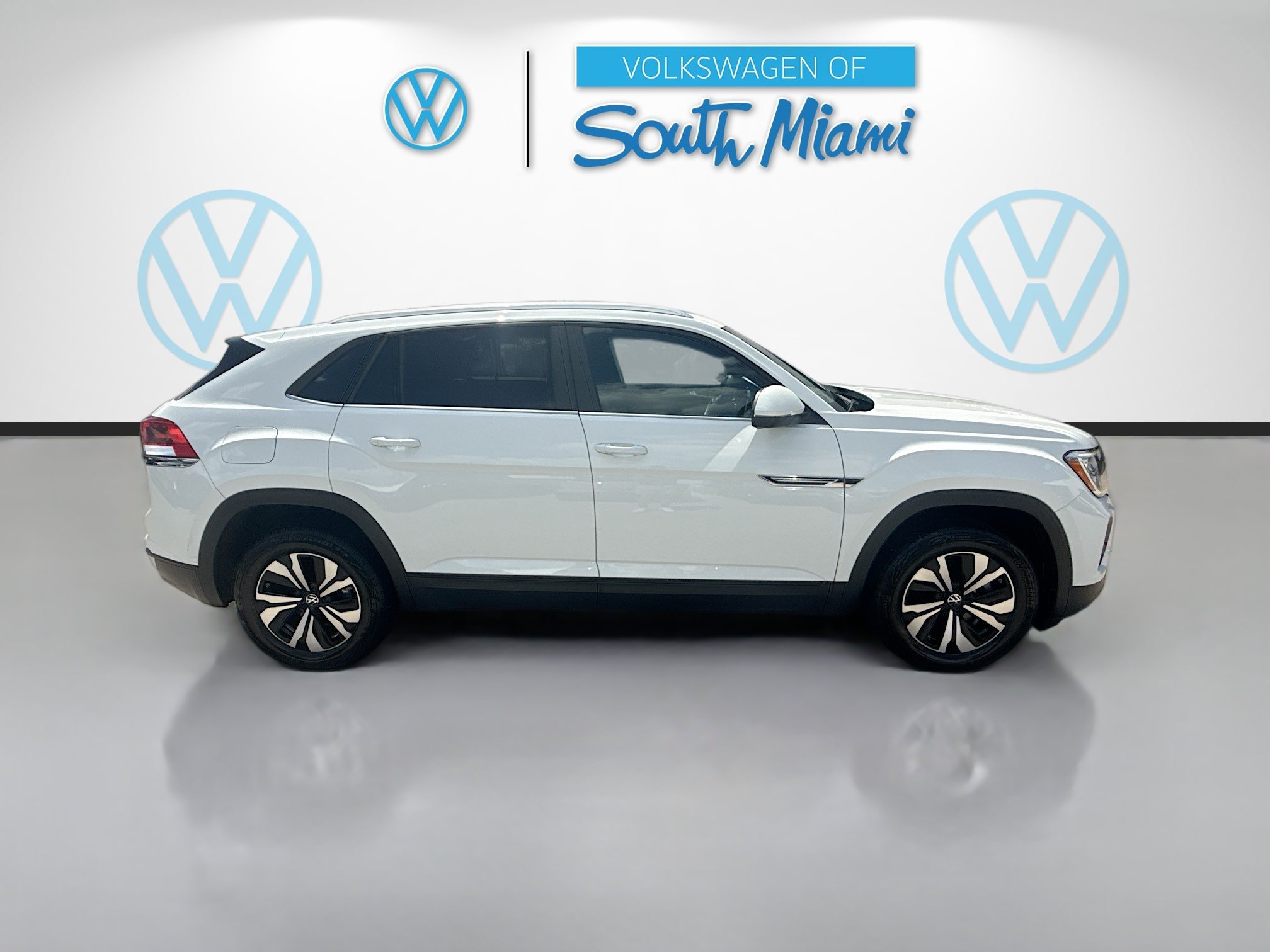 Certified Used 2024 Pure White Volkswagen 2.0T SE image 8