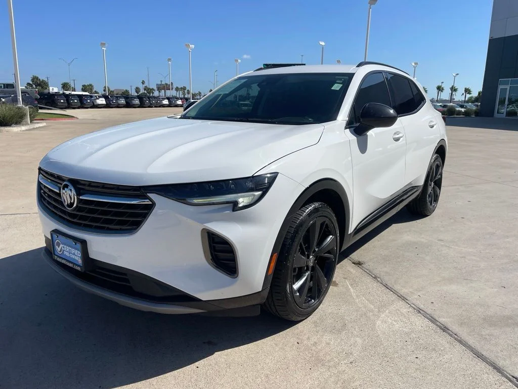 Used 2022 White Buick Preferred image 3