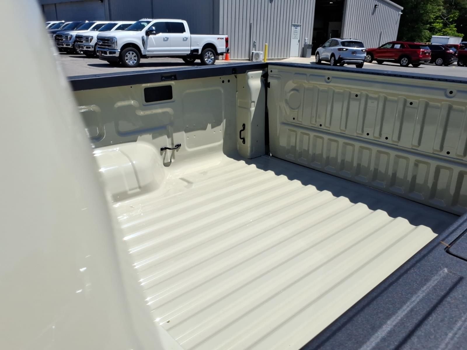 Used 2026 Tan Ford XL image 13