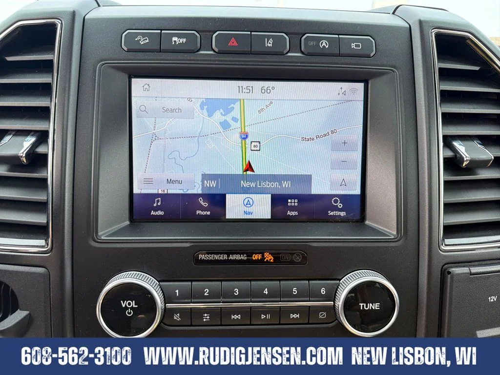 Used 2021 White Ford Limited image 19