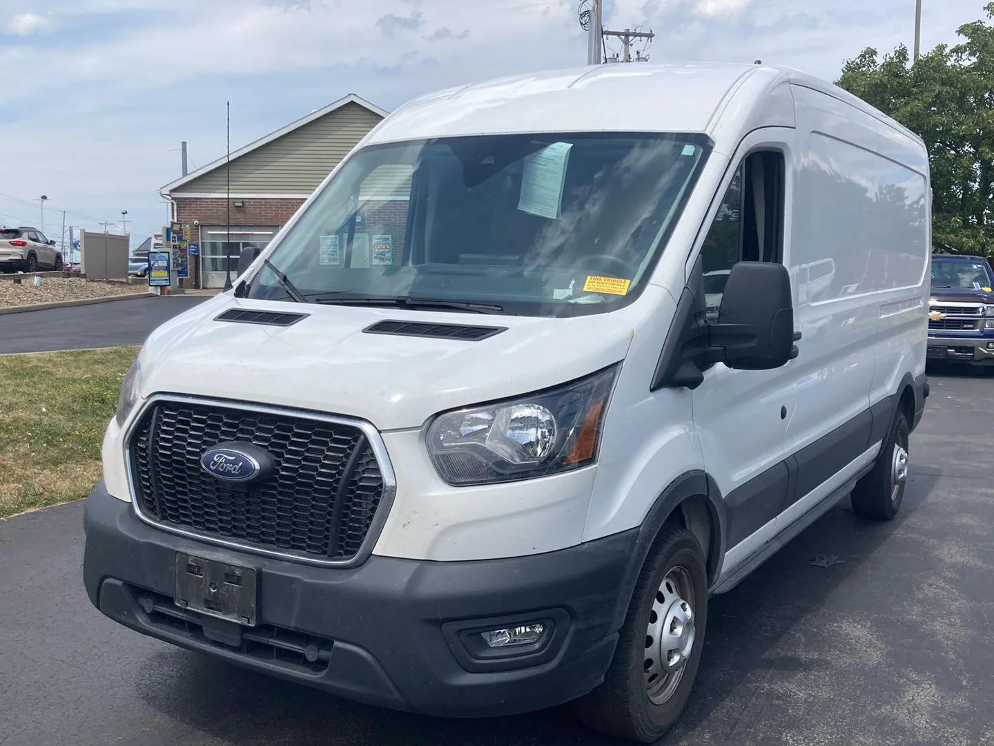 Used 2024  Ford T350 image 3