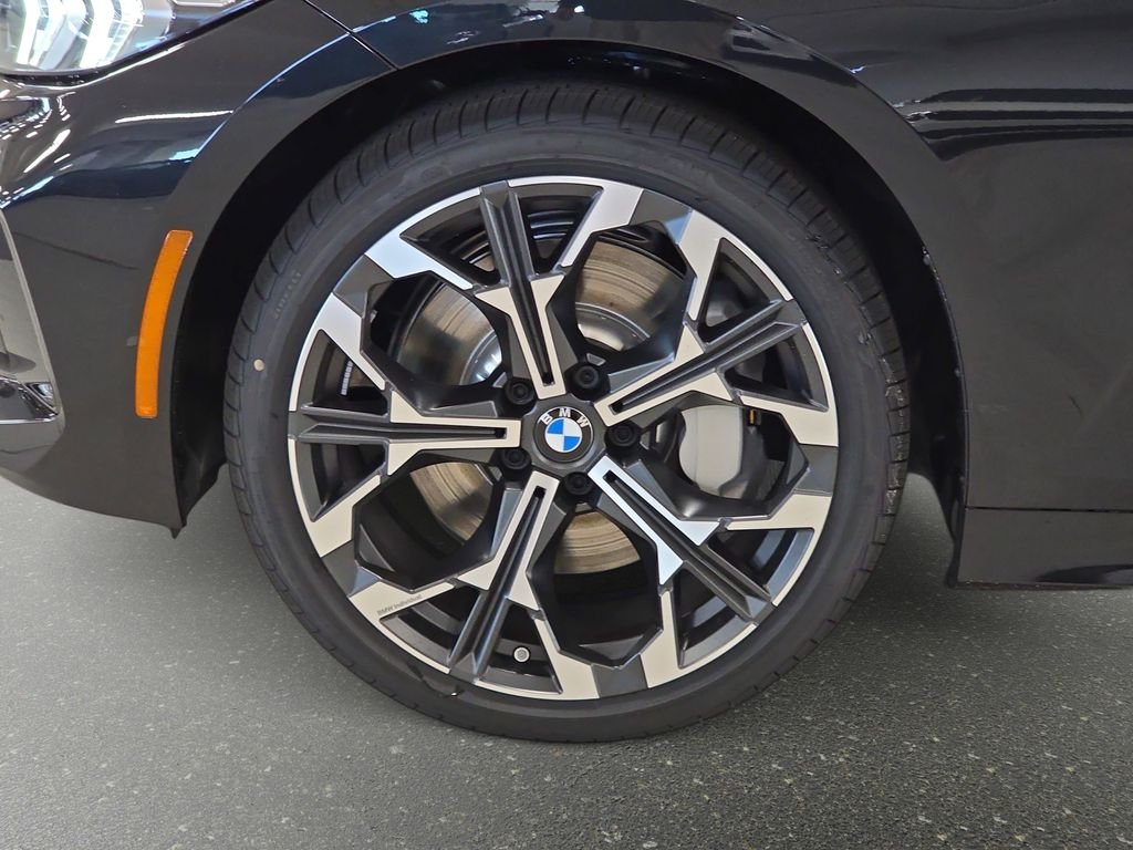 Used 2026 Black Sapphire Metallic BMW 330i image 18