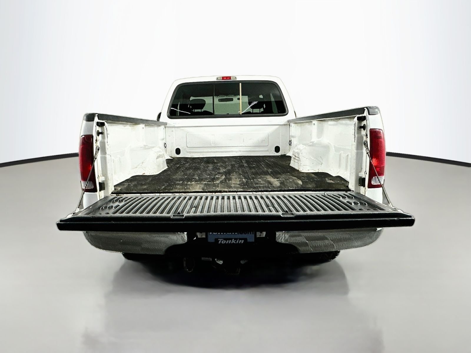 Used 2004 Oxford White Clearcoat Ford Lariat image 23