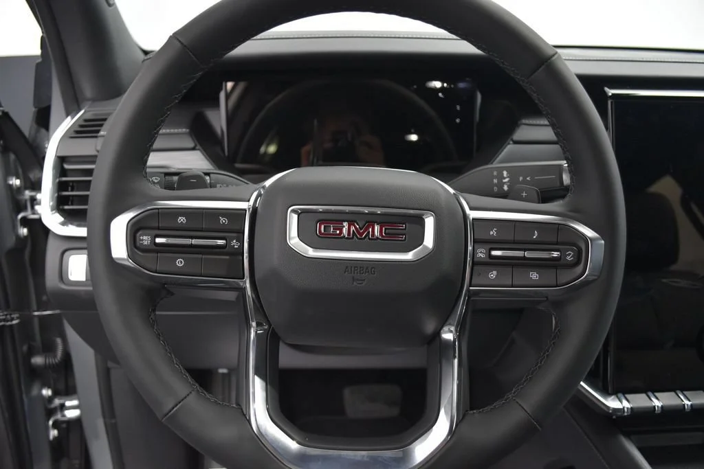 New 2026 Sterling Metallic GMC Elevation image 7