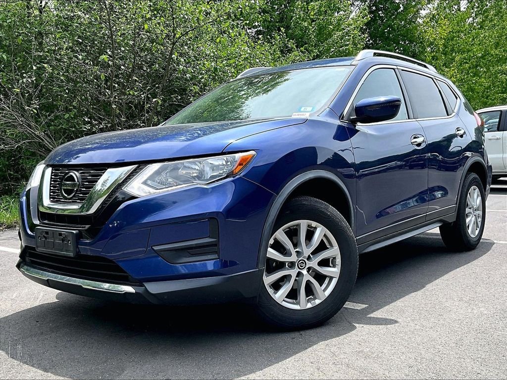 Used 2020 Blue Nissan SV image 3