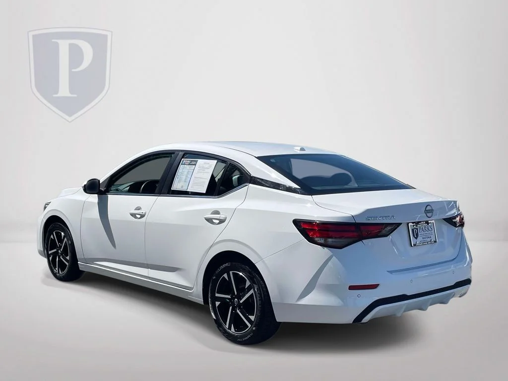 Used 2024 White Nissan SV image 6
