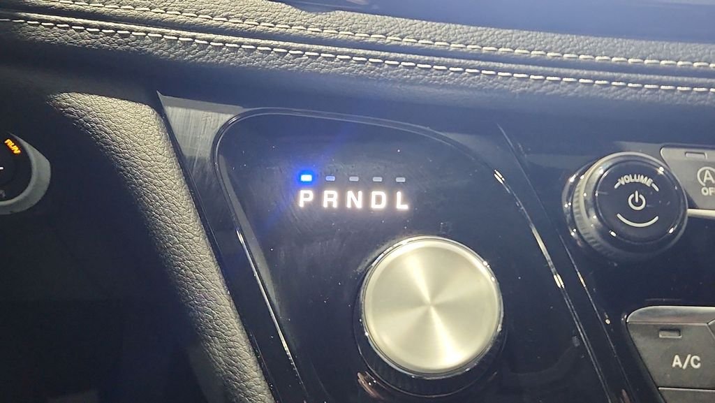 2026 Chrysler Pacifica Select - Photo 23