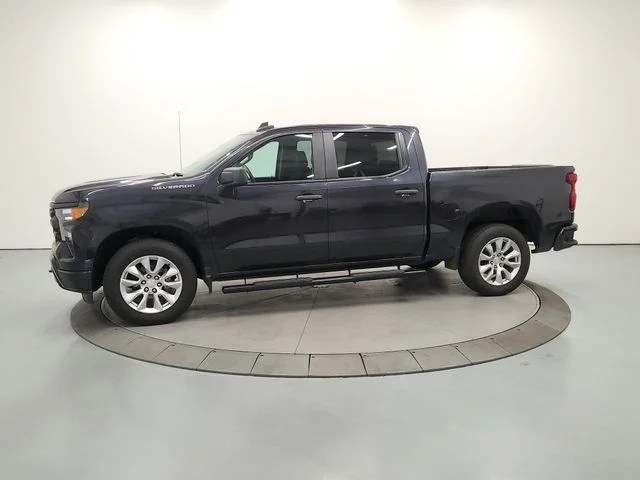 Used 2022 Gray Chevrolet Custom image 5