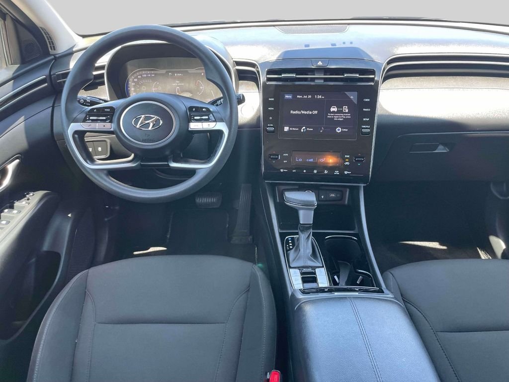 Used 2024 Black Hyundai SEL image 13