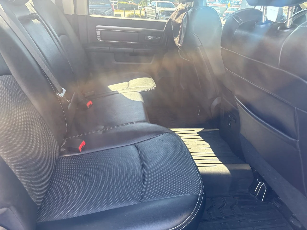 Used 2015 Gray Ram Sport image 12