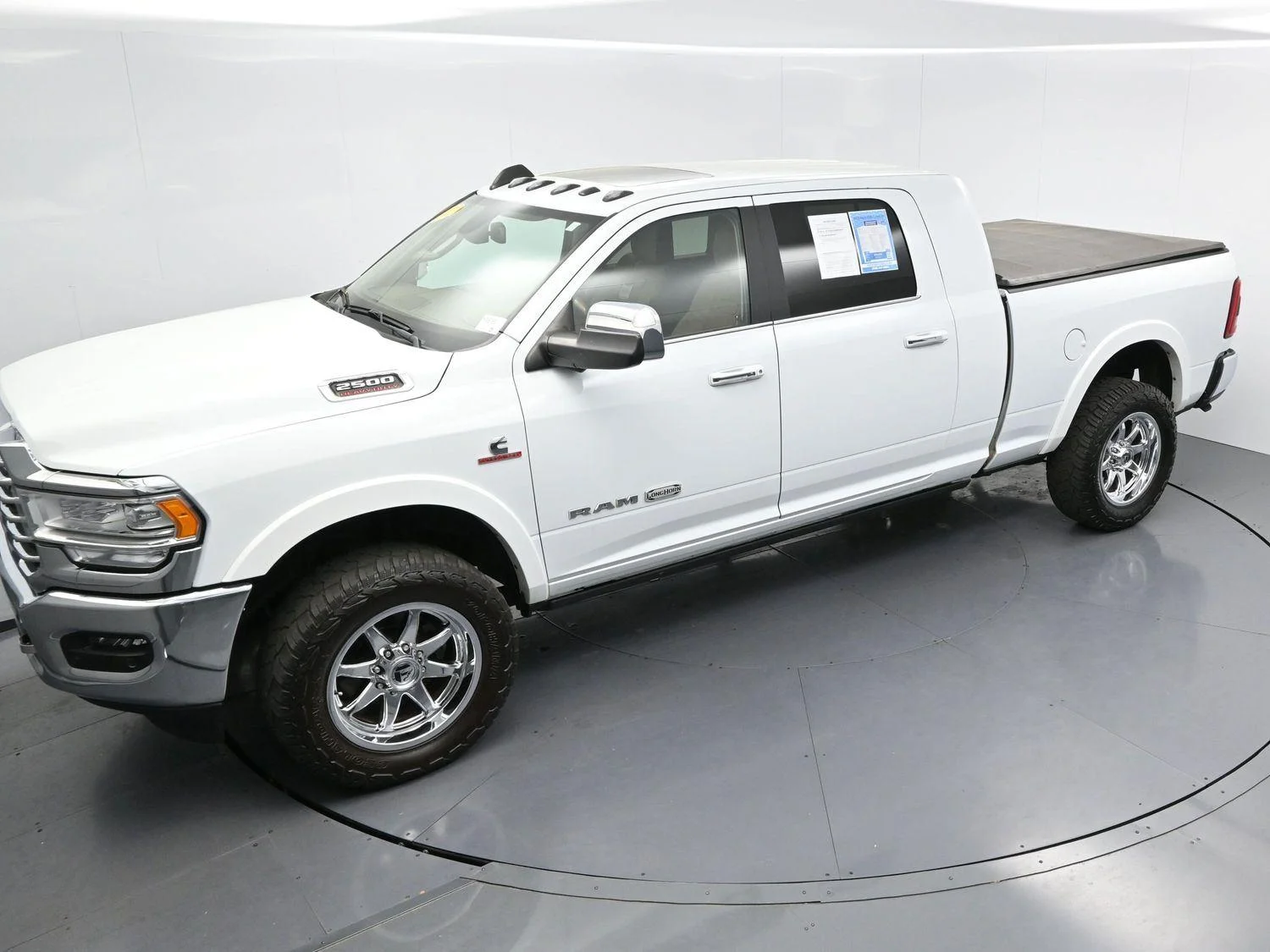 Used 2022 Bright White Clearcoat Ram Longhorn image 42