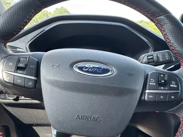 Used 2024 Gray Ford ST-Line image 22