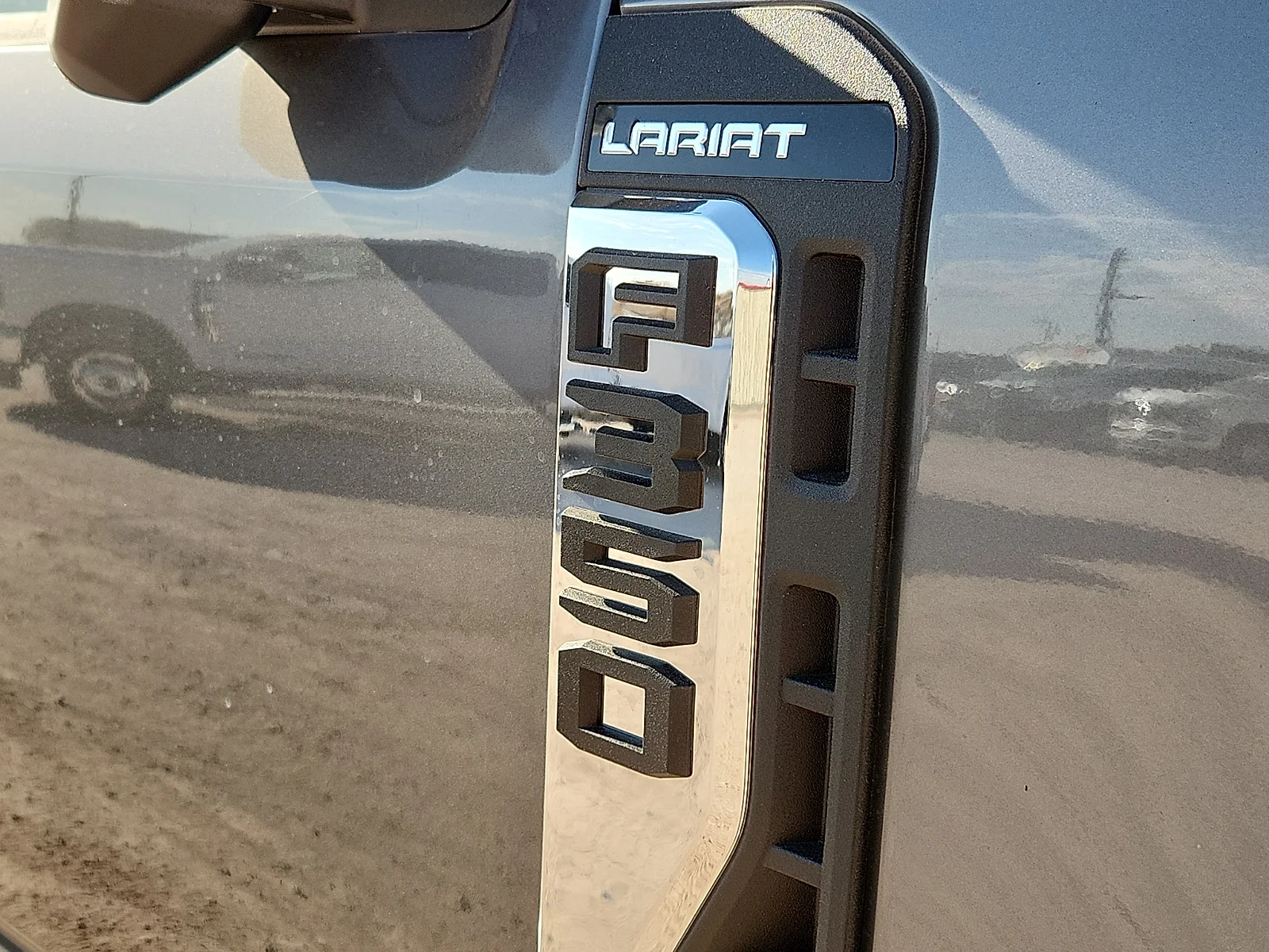 New 2026 Carbonized Gray Metallic Ford Lariat image 10