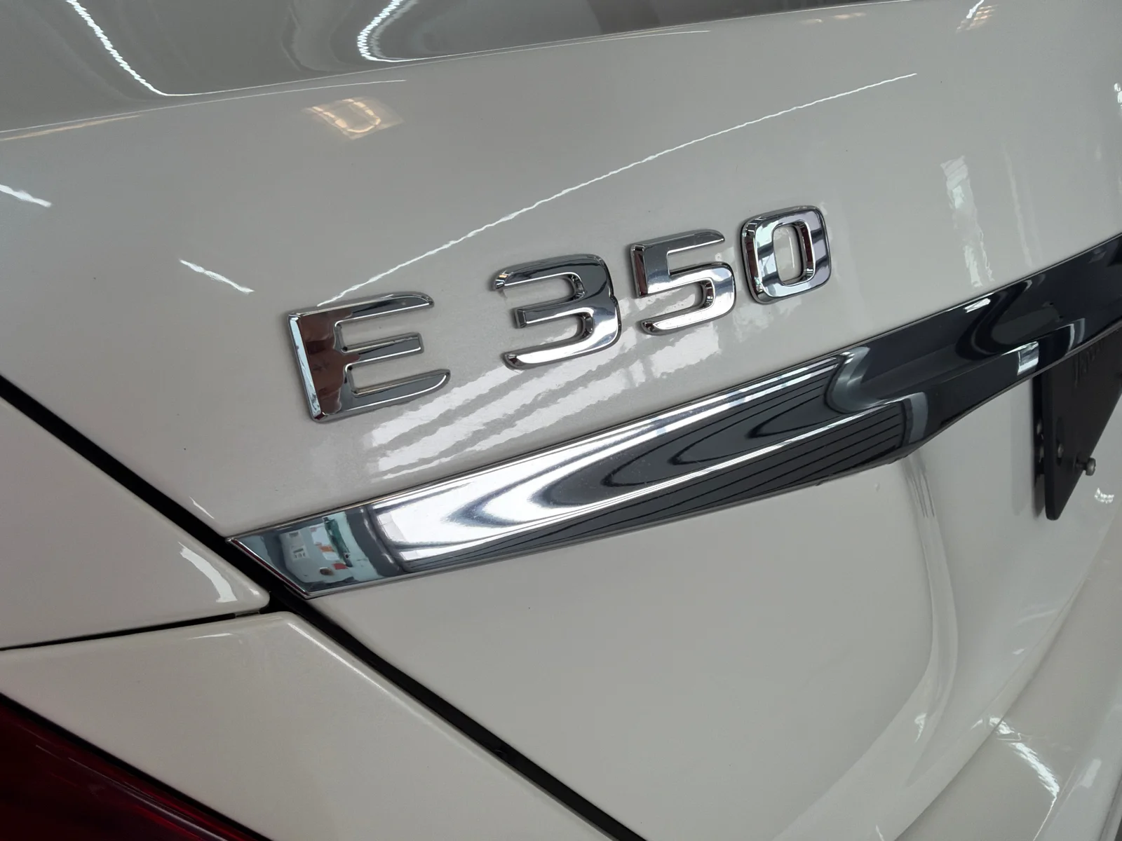 Used 2020 White Mercedes-Benz E 350 4MATIC Sedan image 31