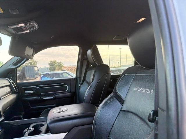 Used 2019 White Ram Laramie image 11
