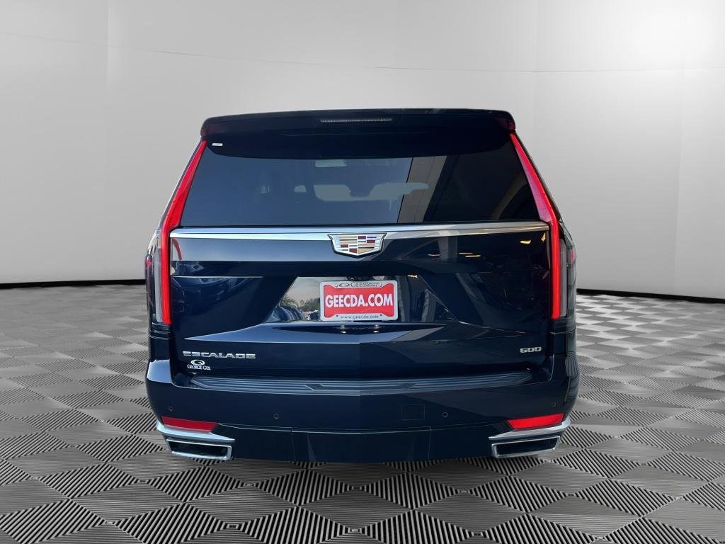Used 2021 Dark Moon Blue Metallic Cadillac Premium Luxury Platinum image 5