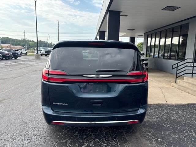 Used 2025 Blue Chrysler Select image 9