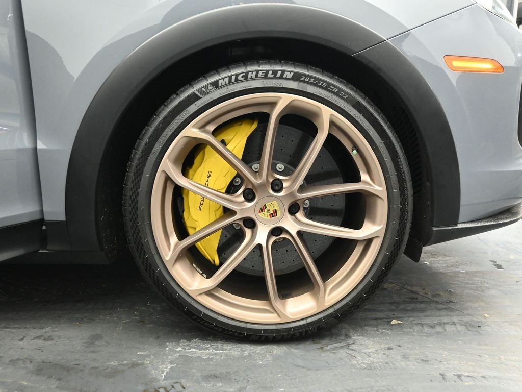 2022 PORSCHE CAYENNE - Image 29