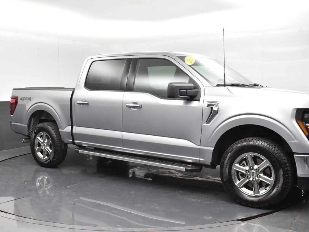 Used 2025 Silver Ford XLT image 10