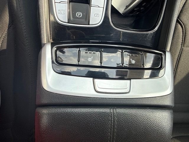 Used 2023 White Hyundai SEL image 40