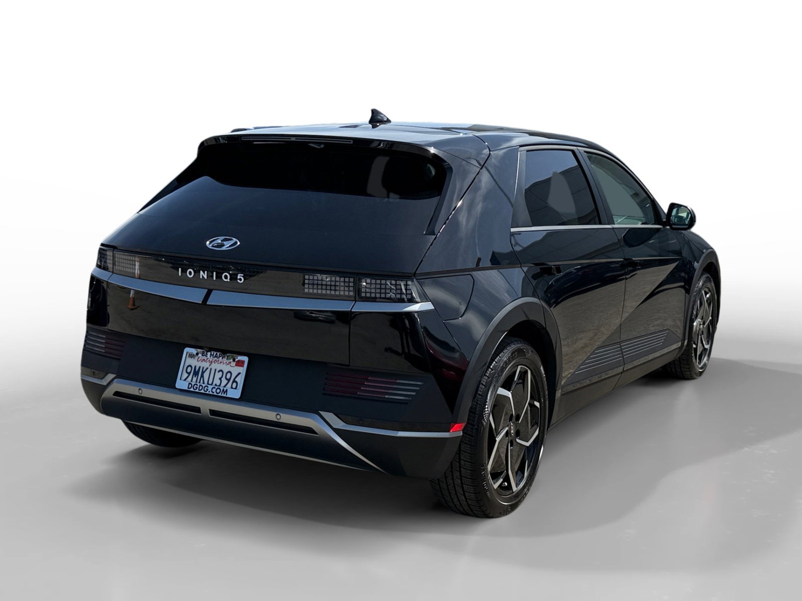 Certified Used 2024 Abyss Black Hyundai SEL image 5