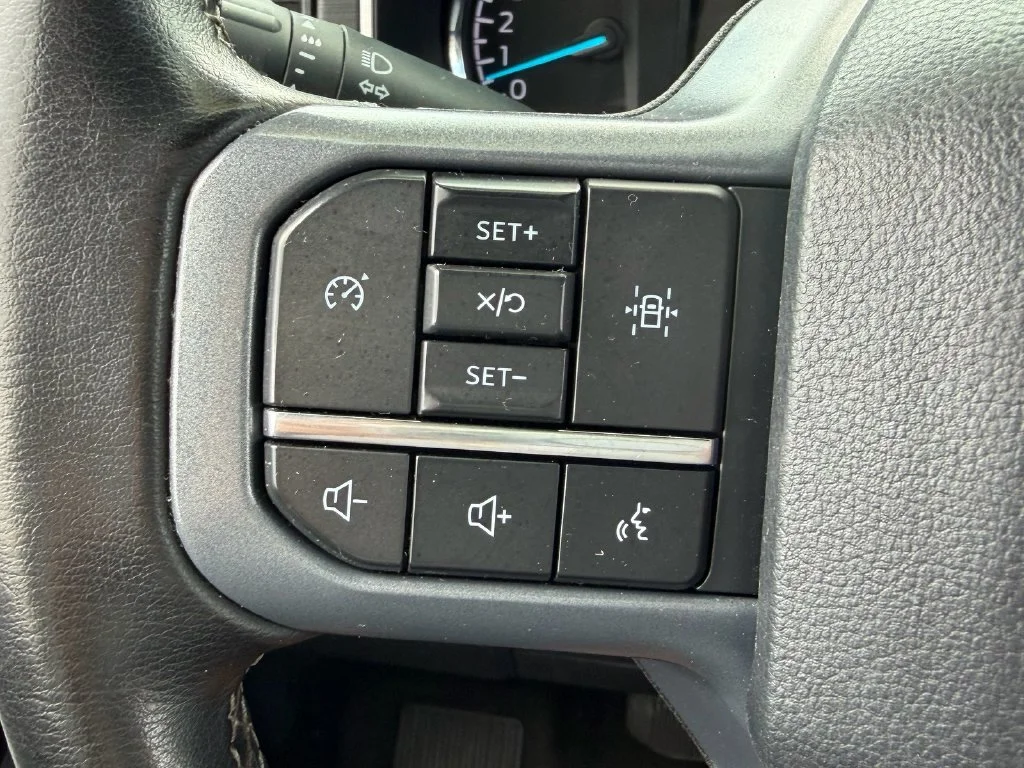 Used 2023 White Ford XLT image 32