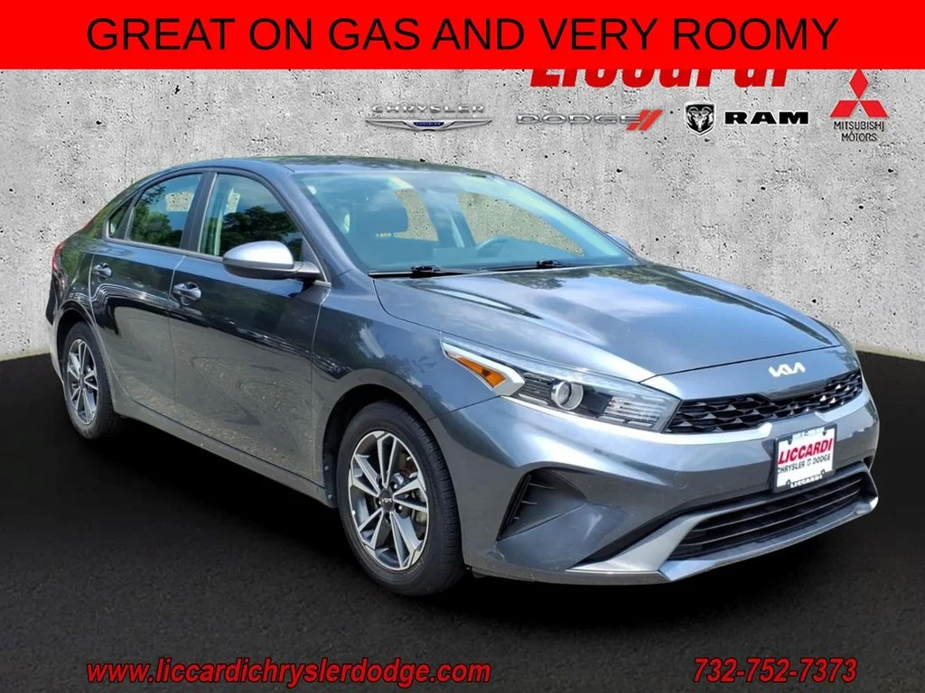 Used 2023 Gray Kia LXS image 1