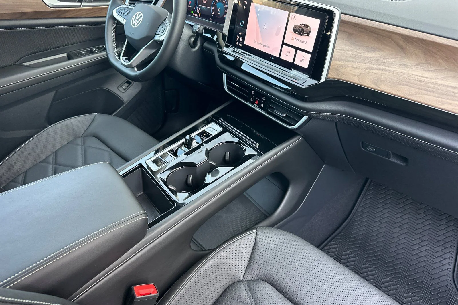 2026 Volkswagen Atlas SE w/Tech - Photo 15