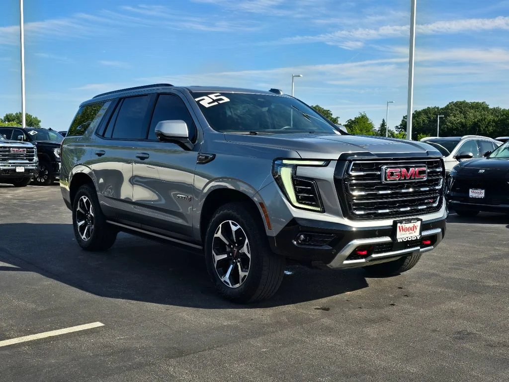 2025 GMC Yukon AT4 - Photo 6