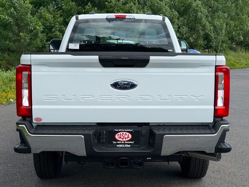 New 2026 Oxford White Ford F-250® XL image 22