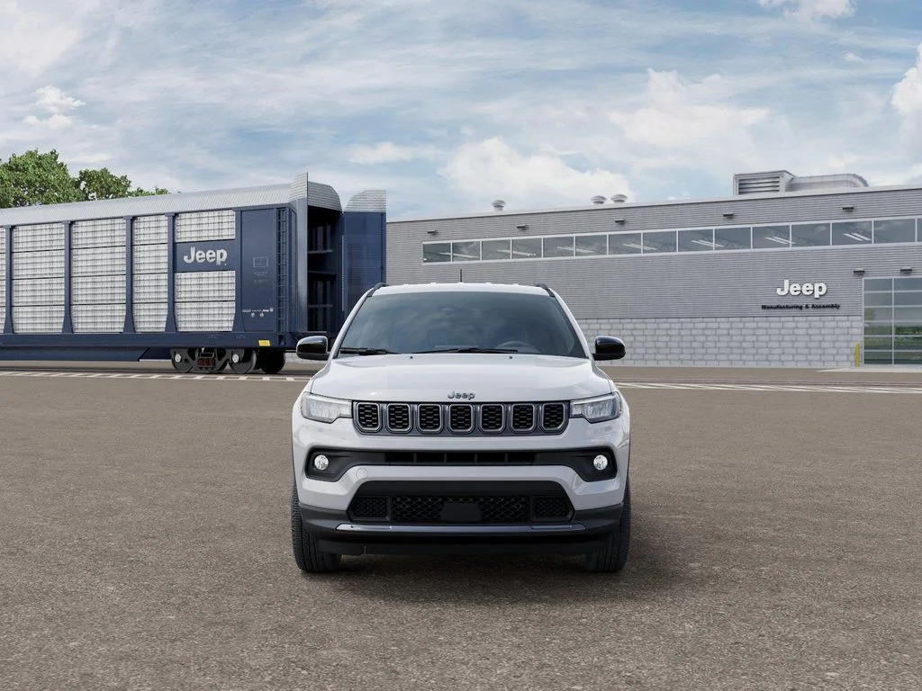 New 2026 Bright White Clear-Coat Exterior Paint Jeep Latitude Altitude image 6