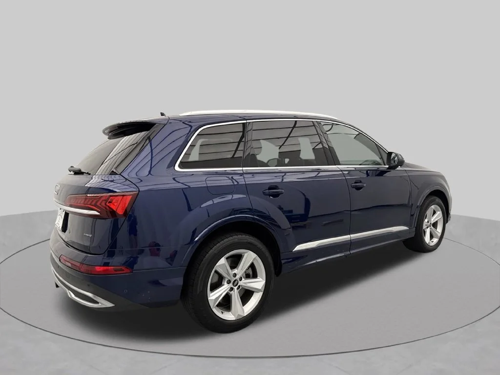 2021 Audi Q7 55 PREMIUM SUV Slide 12