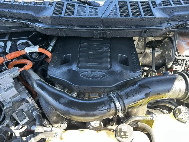 Used 2021 Gray Ford XLT image 28
