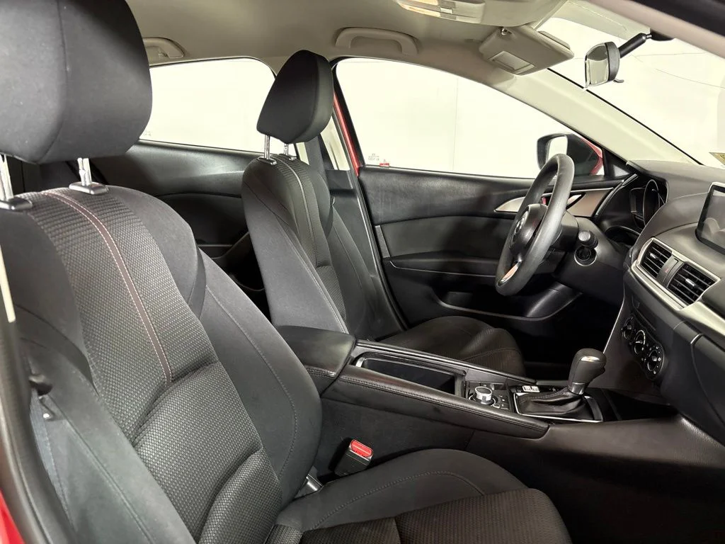 Used 2017 Red Mazda Sport image 16
