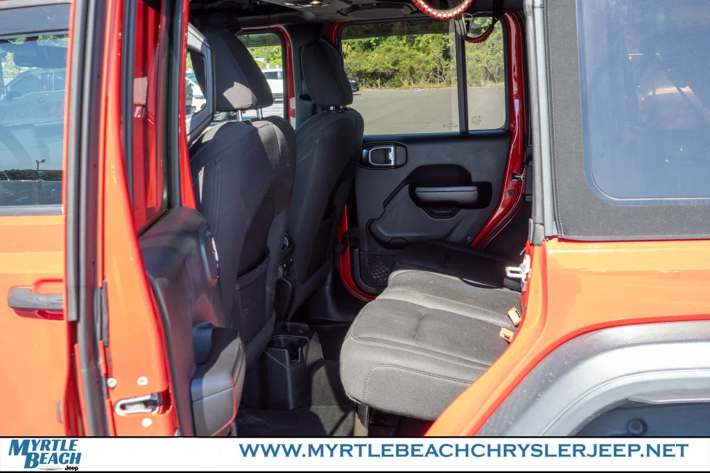 Used 2020 Red Clearcoat Jeep Unlimited Sport S image 14