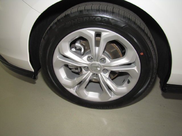 Certified Used 2024 Platinum White Pearl Honda LX image 19